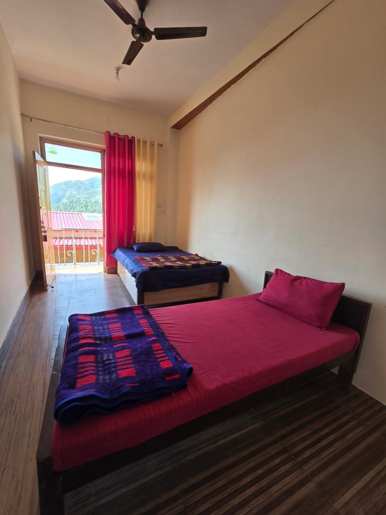 Dwarika Hotel Dwarahat Zimmer foto
